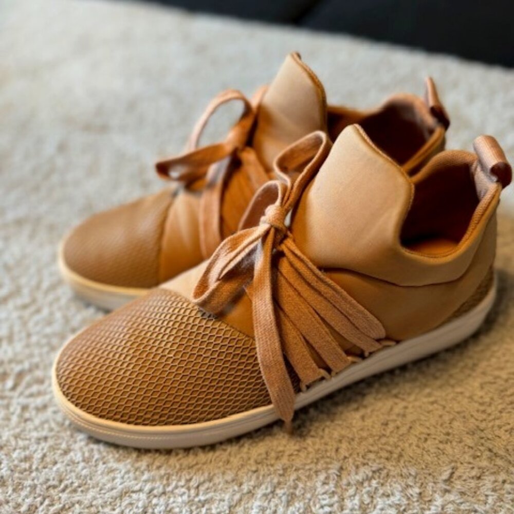 Steve Madden - Athletic Shoes - 6.5 -Color - Blush